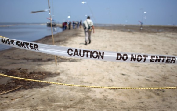NAACP Report: Some Gulf Coast Oil Spill Toxins Are Harder to See